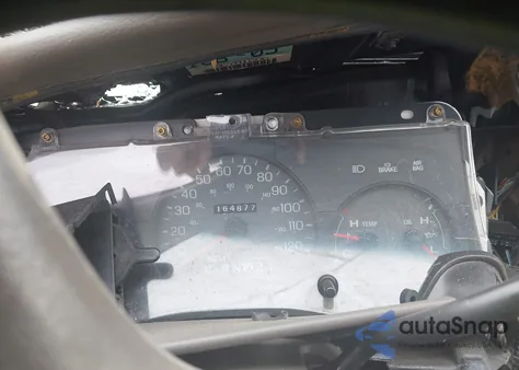 2000 Mercury Grand Marquis Ls z USA, uszkodzony, nr VIN 2MEFM75W6YX724663